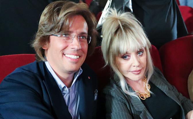 На фото: народная артистка СССР Алла Пугачёва и комик Максим Галкин*