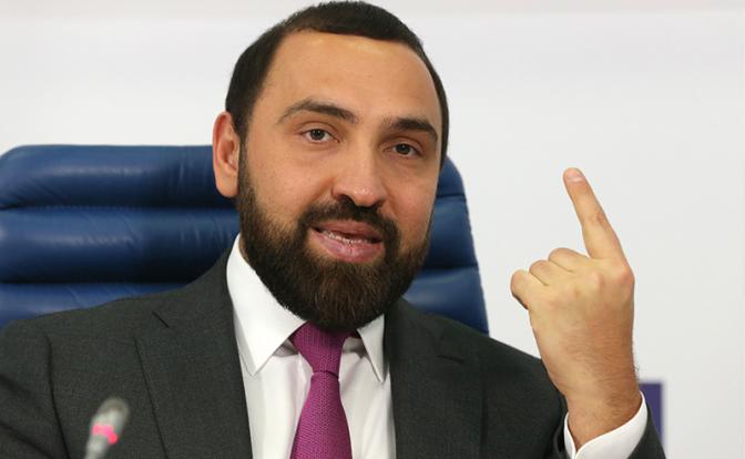 На фото: депутат Госдумы Султан Хамзаев.