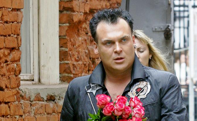 На фото: певец Юлиан