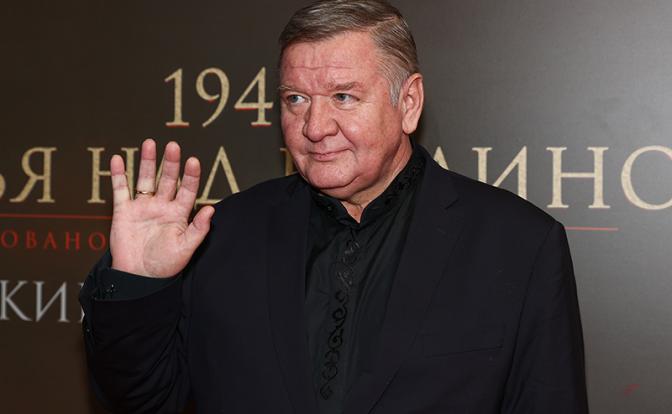 На фото: актер Роман Мадянов