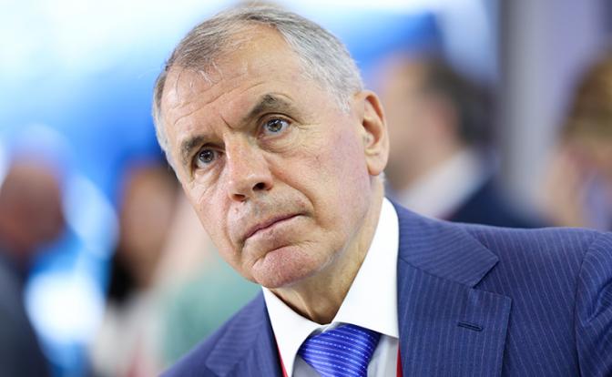 На фото: глава крымского парламента Владимир Константинов