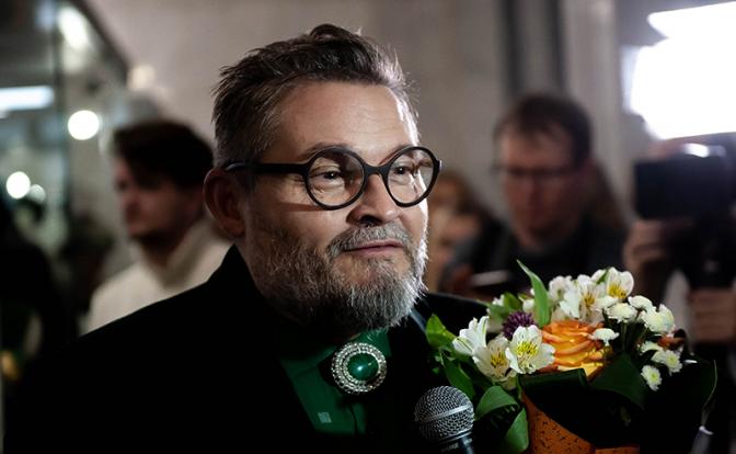 На фото: телеведущий, историк моды Александр Васильев