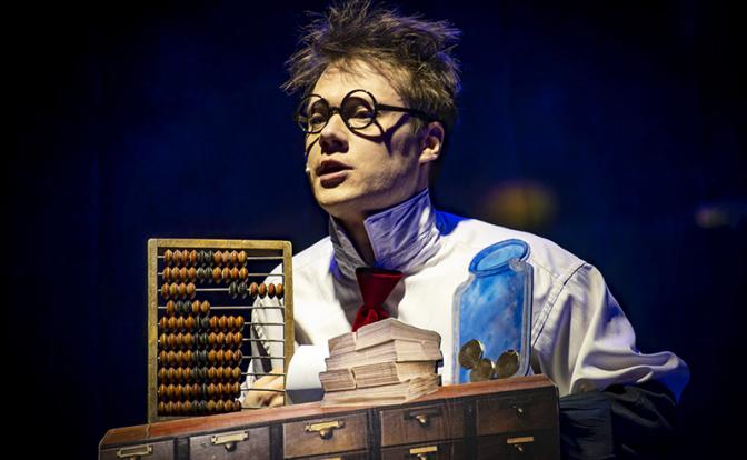 Прогресс сцена Театра Сатиры приглашает на откровенный разговор о любви и одиночестве