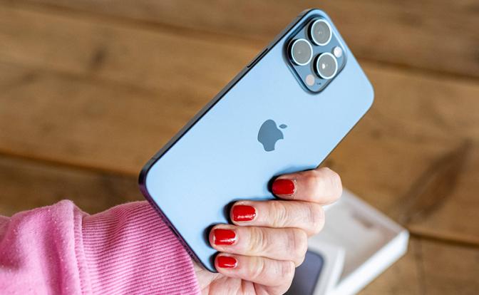 Компания Apple без лишнего шума научила iPhone подключаться к спутникам Starlink