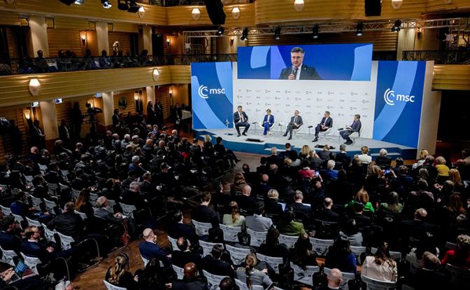 На фото: Мюнхенская конференция по безопасности в Германии.