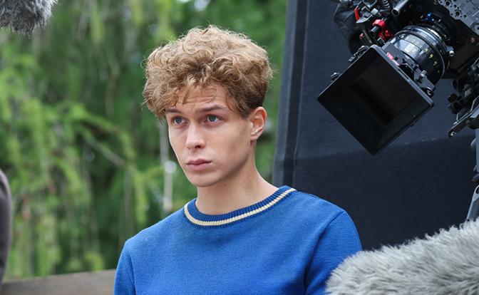 На фото: актер Глеб Калюжный