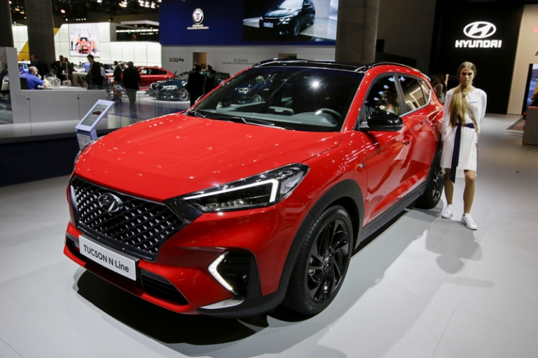 На фото: Hyundai Tucson 1.6 T-GDI 7-Gang SUV.