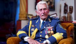 В попытке устроить переворот в Бухаресте обвинили графа Дракулу