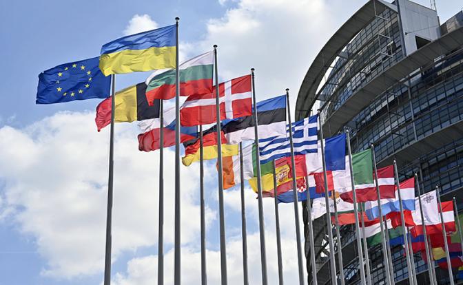 Антон Орлов: США, идя на уступки по Украине, только выигрывают