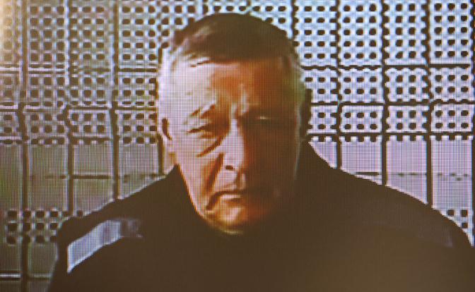На фото: актер Михаил Ефремов, осужденный на 8 лет колонии за гибель человека в ДТП, во время рассмотрения прошения о его условно-досрочном освобождении в Алексеевском районном суде.