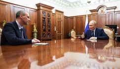 Владимир Путин за пять минут поменял двух губернаторов - на Урале и в Приуралье