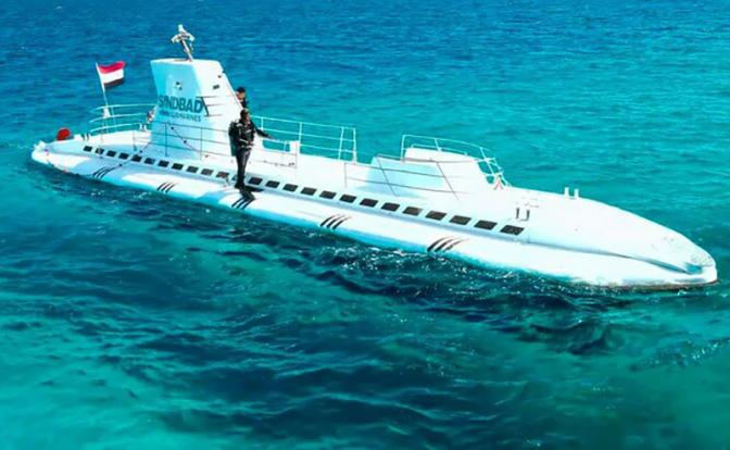 Батискаф с 45 российскими туристами затонул в Египте