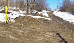 Век асфальта не видать: Оренбург вздрогнул, когда спустя неделю увидел отремонтированную дорогу через мост