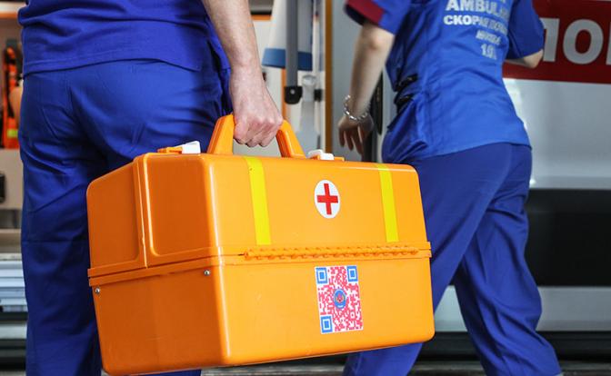 Минздраву пора прописать "таблетку от жадности". Но лучше клизму: Скорая помощь разбегается на глазах