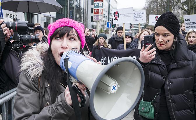 «Сексмиссия» выполнима: как Запад стал злобной пародией на СССР