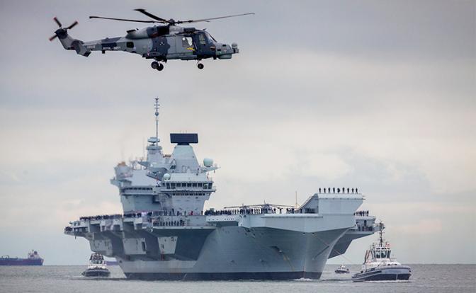 На фото: британский авианосец HMS «Prince of Wales».