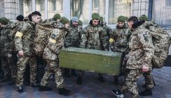 Сырский поддержал роты ВСУ в Часов Яре: Бахмута не будет, мы пойдем в контратаку, уже подготовлены 7 бригад