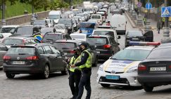 Откуда у нищих украинцев столько тысяч долларов, чтобы отмазываться от призыва