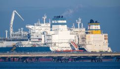 Трамп: «Купите наш газ!» Европа: «Нам хватает!» Трамп: «Тогда пеняйте на себя!»