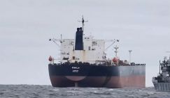 Балтфлот ждет приказ: Эстония перехватила танкер Kiwala, направлявшийся в Усть-Лугу