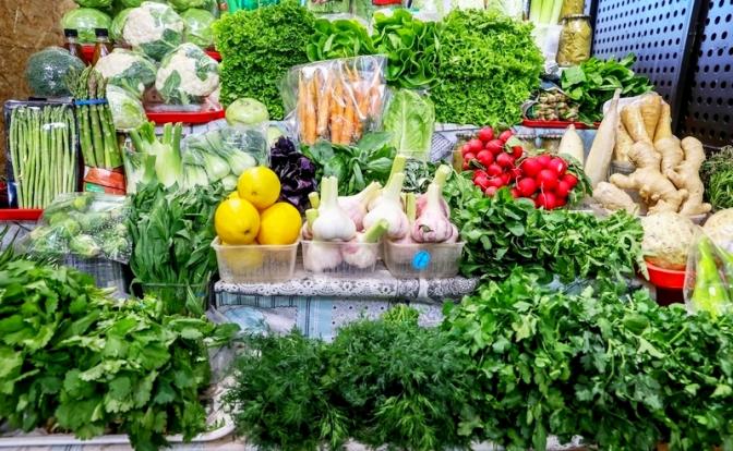 Врач рассказал, какая зелень необходима пожилым людям