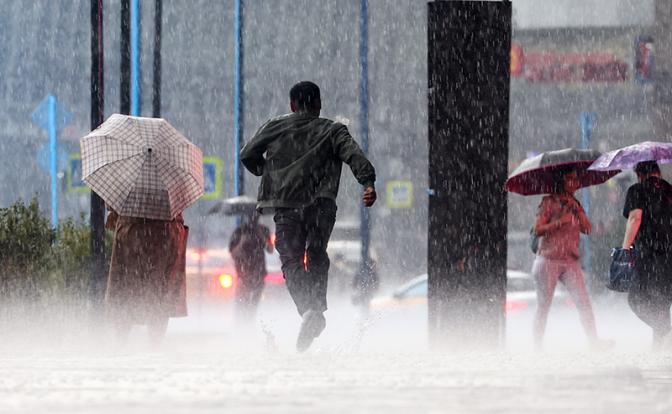 Москву в скором времени накроют грозовые дожди