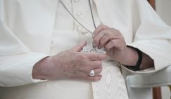 Папа-поляк уже был. Следующий – украинец?