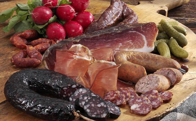 Чтобы не стареть: названы продукты, не позволяющие сохранить молодость