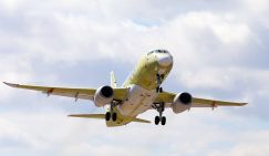 «Импортозамещенный» Superjet-100: Отчеты чиновников удались на славу!