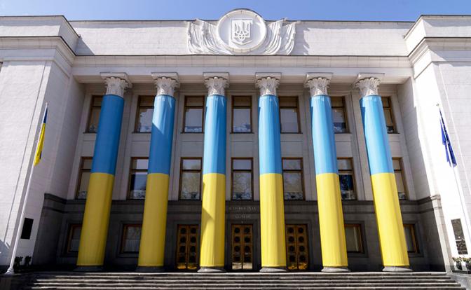 В Раде потребовали от Зеленского отчитаться по переговорам