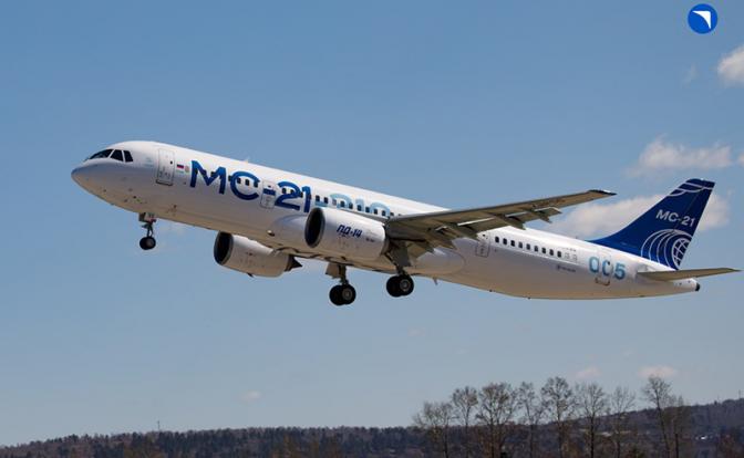 Самолет МС-21 с новыми отечественными системами совершил первый полет