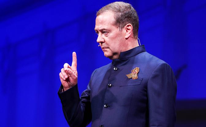 На фото: заместитель председателя Совета безопасности РФ Дмитрий Медведев