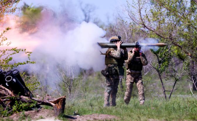 ISW: Русские возьмут Константиновку в клещи, и оборона ВСУ в Донбассе может посыпаться