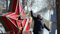 То, что отойдет к России после СВО, должно стать ее международно-признанной территорией. Всё остальное - капитуляция РФ