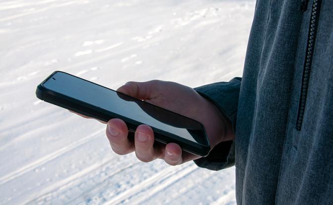 Масштабный сбой произошел в работе сотовых операторов в России