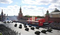 Парад Победы-2025: Россия ждала увидеть на Красной площади «Орешник». Но не случилось