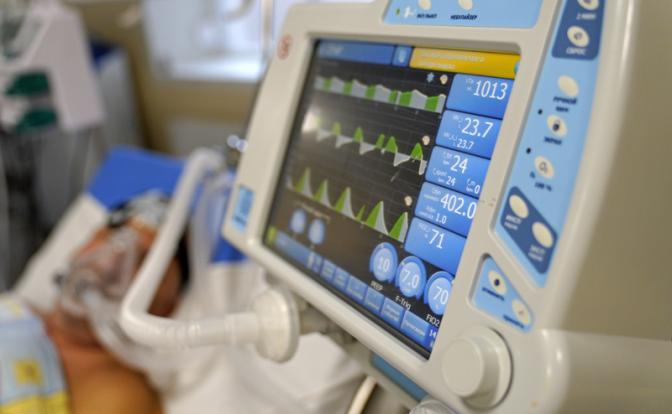 Россиянин перенес клиническую смерть после тяжелой травмы в отеле Турции