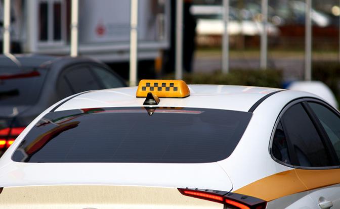 В Башкирии навязчивый таксист-мигрант преследовал пассажирку после поездки