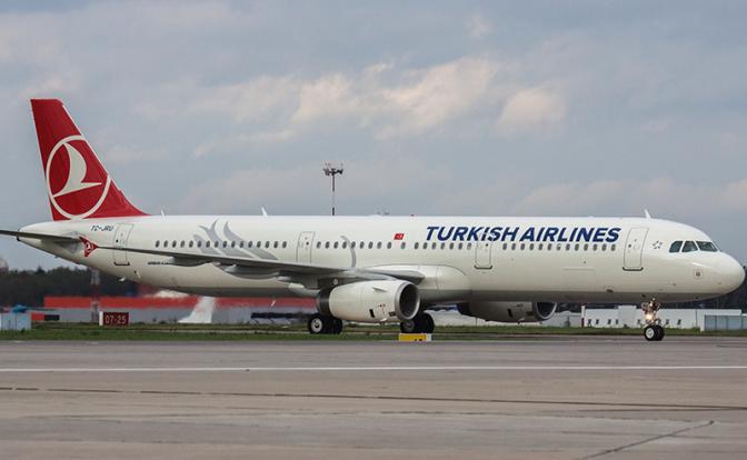 Россияне отменили поездки в Турцию на праздники из-за проблем с перелетами