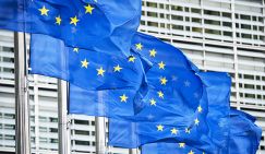 17-й пакет санкций: "Придурки" , выдвинувшие России ультиматум, злятся сразу и на Путина, и на Трампа