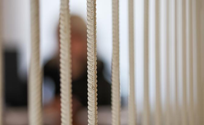 "Верни наших детей!": Родные жертв едва не растерзали обвиняемого в зале суда в Екатеринбурге