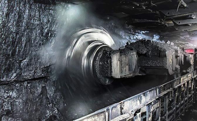 Из обесточенных шахт Кузбасса вывели 210 человек из 420