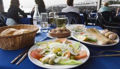 Профессор Воробьев: Диеты на здоровье мало влияют, сало полезно, а соль вредит далеко не всем