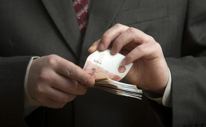 Обратная связь: Пашкин прокомментировал слова Зорькина о неистребимой коррупции