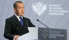 «Берега не попутайте»: Медведев жестко предупредил «заигравшихся в войнушку» евронациков