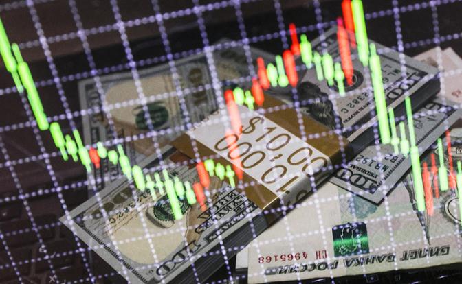 Неизбежно: Эксперт оценил суждение Кийосаки о конце доллара и гиперинфляции