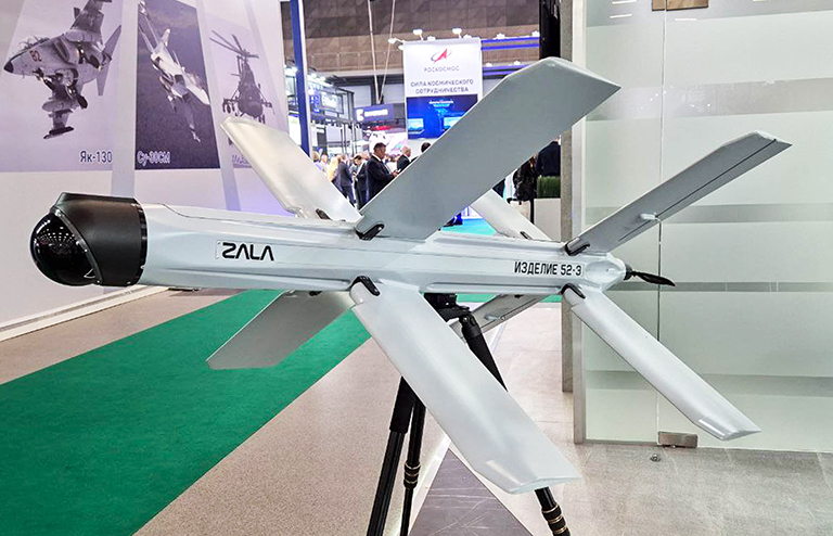 На фото: экспортная версия беспилотного комплекса "Ланцет-Э" на XII международной выставке вооружения и военной техники MILEX 2025. 