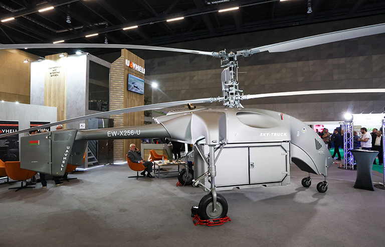 На фото: беспилотный вертолет SKY-TRUCK