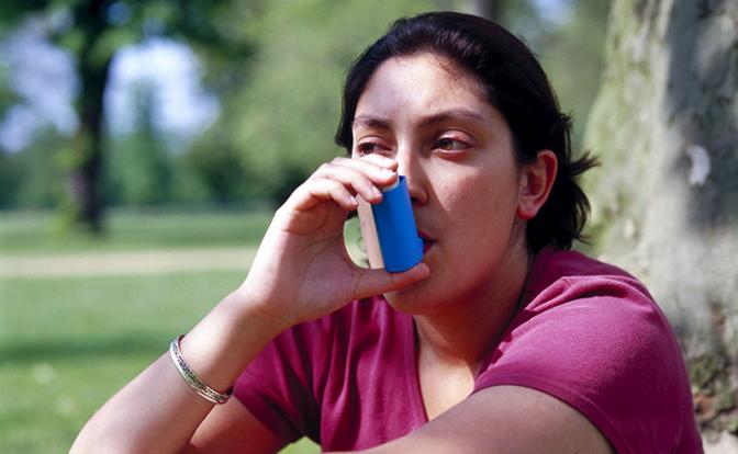 Врач-аллерголог назвала болезнь, серьёзно ухудшающую течение астмы