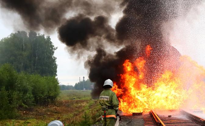 Поезд наехал на взрывное устройство в Белгородской области